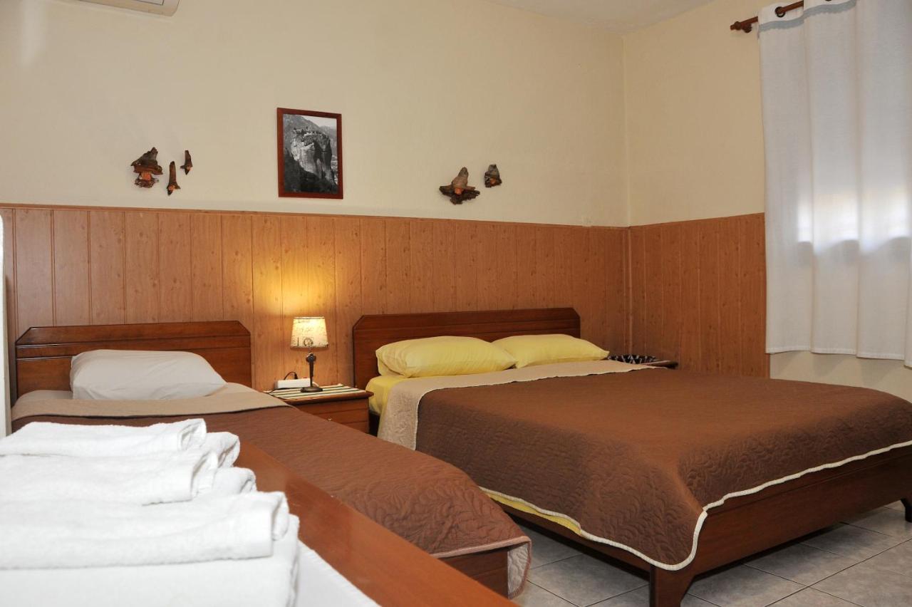 Guesthouse Bloutsos Rooms Kastraki Exterior photo